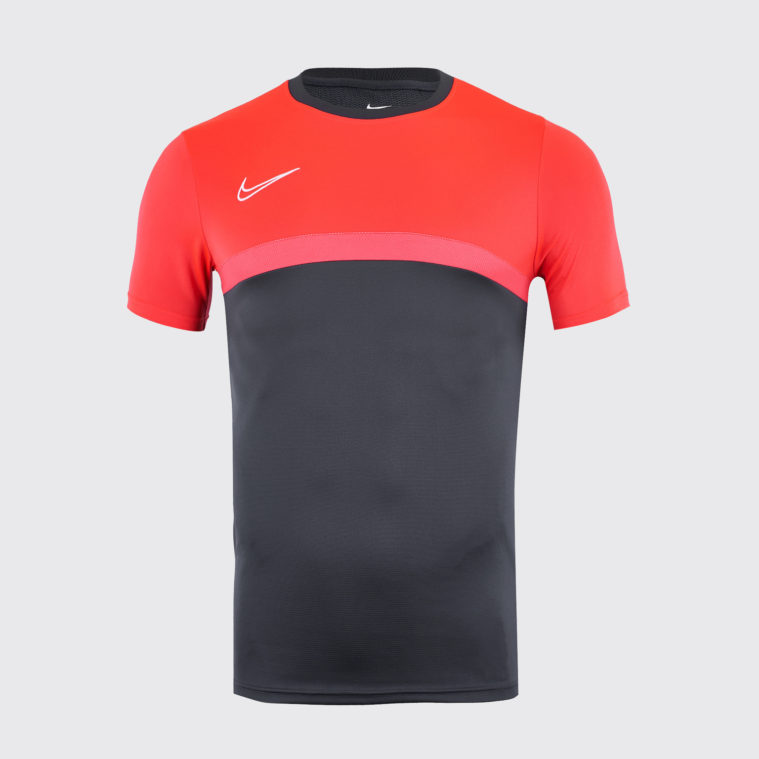 фото Футболка мужская nike bv6926-079 красная xl