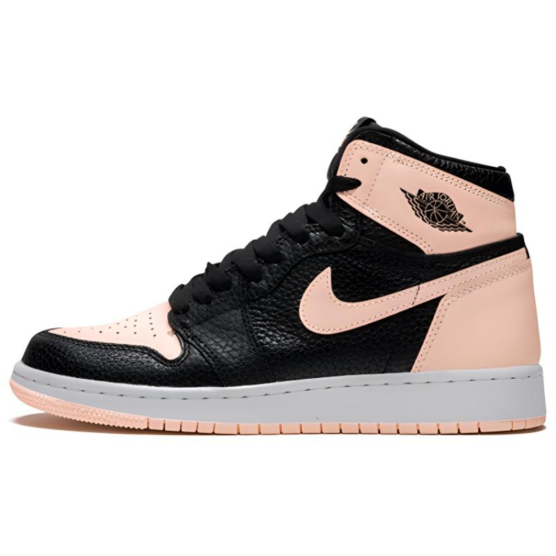 

Кеды унисекс Jordan Jordan Retro High OG Crimson Tint GS черные 35.5 EU, Черный, Jordan Retro High OG Crimson Tint GS