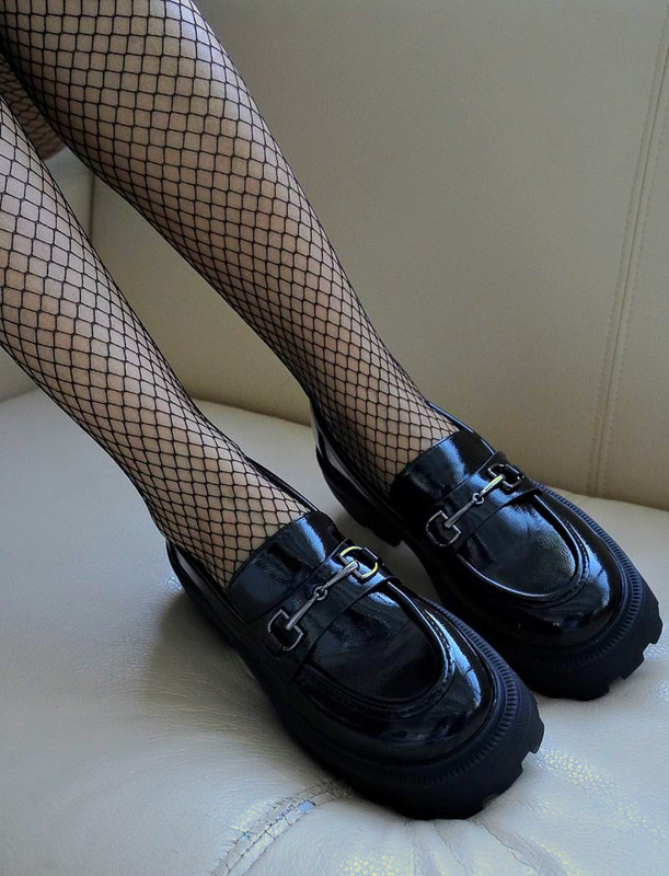 

Лоферы женские Sbalo S46 черные 39 RU, Черный, S46