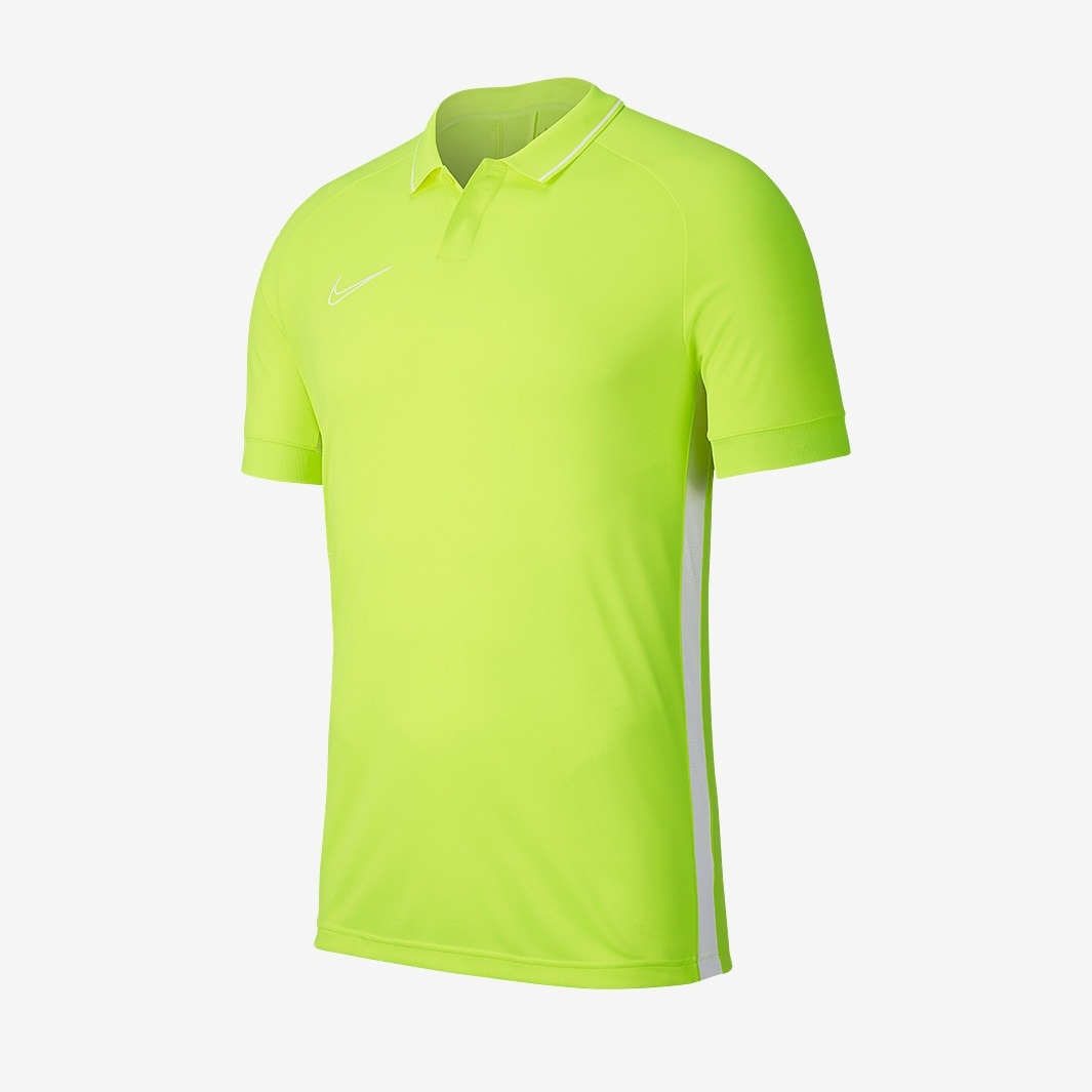 

Футболка мужская Nike BQ1496-702 зеленая M, BQ1496-702
