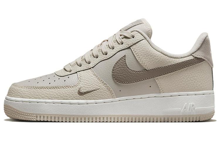 

Кеды унисекс Nike Air Force 1 Low Fossil бежевые 41 EU, Бежевый, Air Force 1 Low Fossil