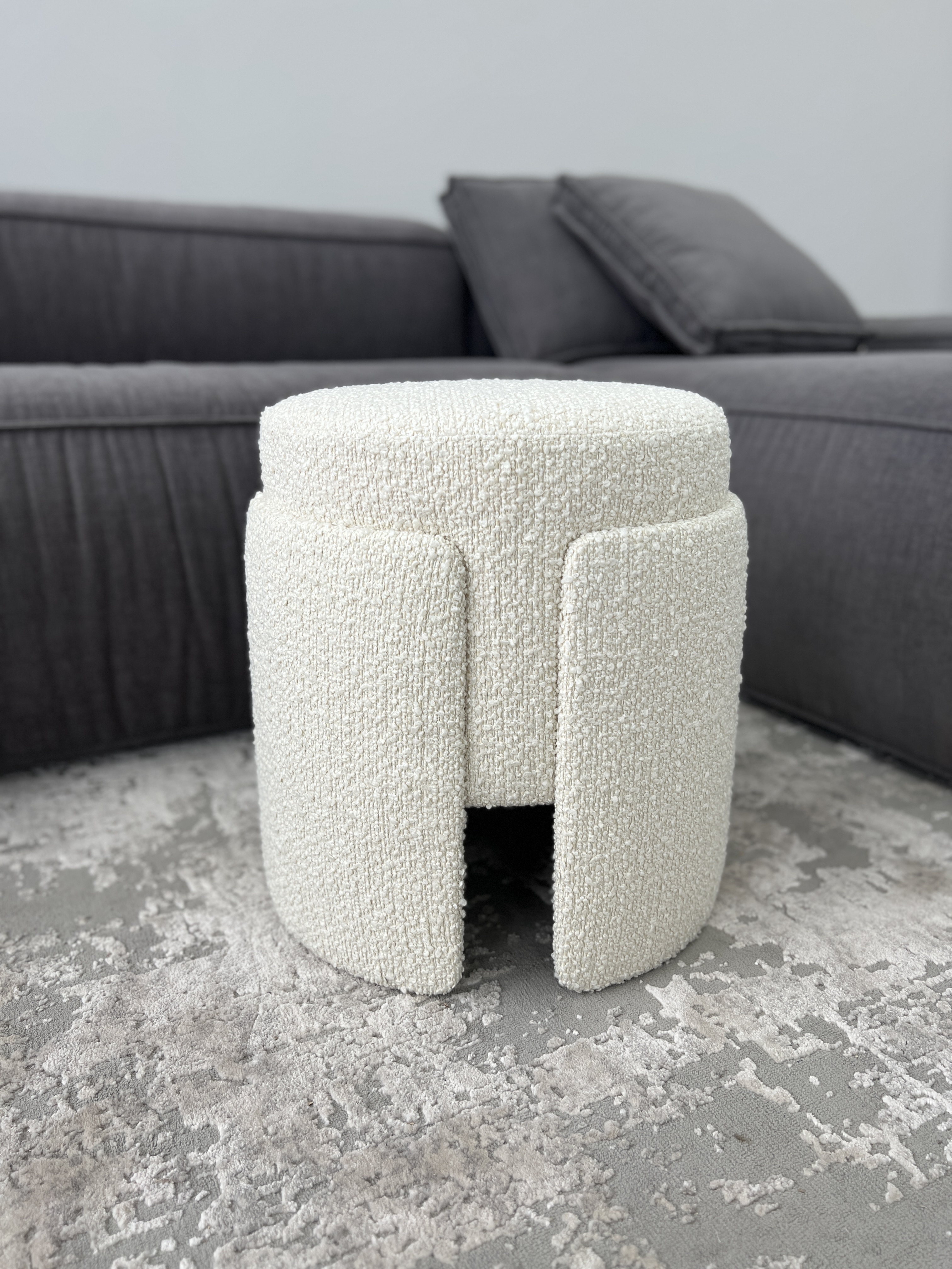 Пуф Mebel made Обнимашка, букле кремовая