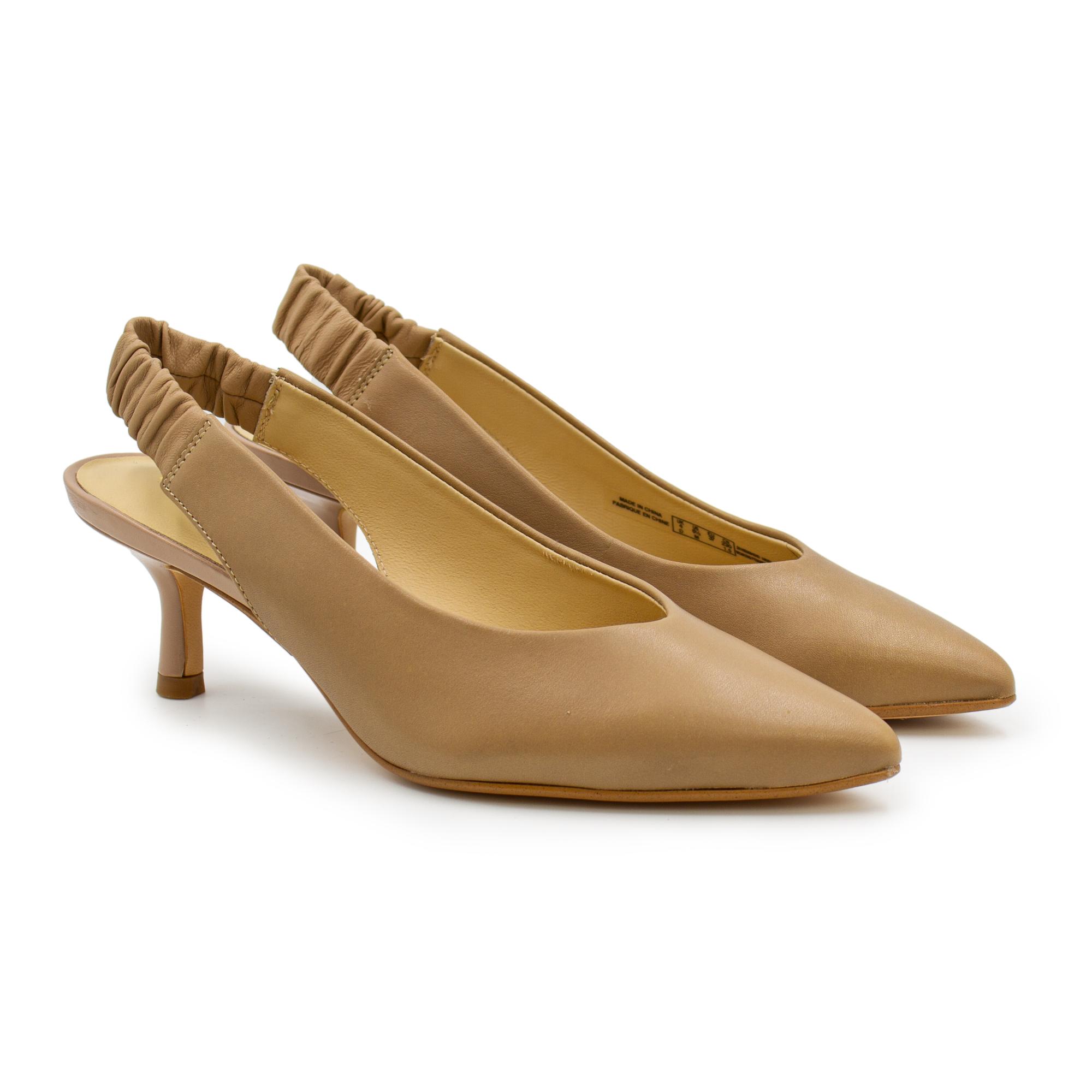 

Туфли женские Clarks Violet55 Sling 26165969 бежевые 38 EU, Violet55 Sling 26165969