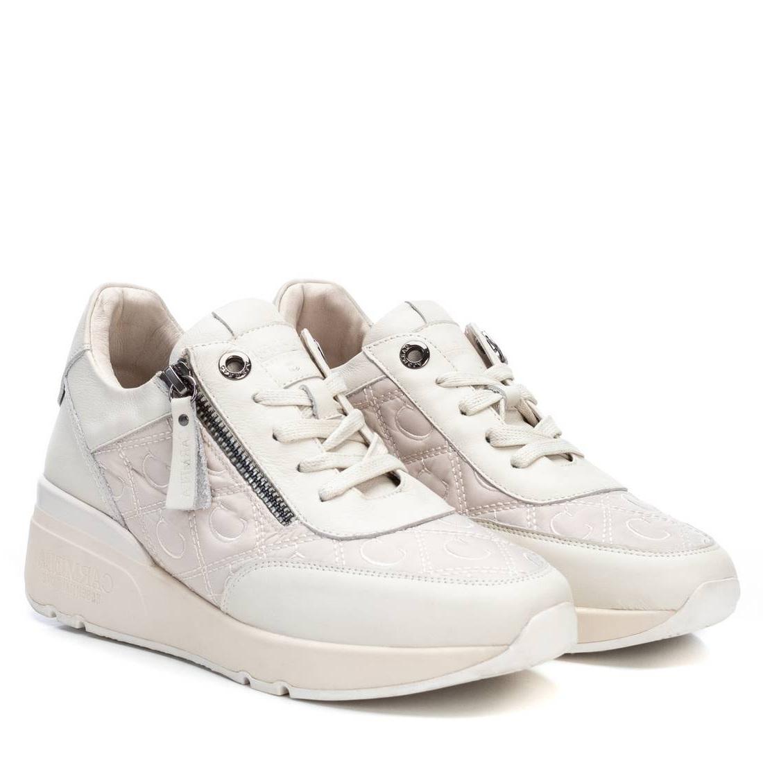 

Кроссовки женские Carmela LEATHER COMBINED LADIES SHOES . 68000 белые 37 EU, LEATHER COMBINED LADIES SHOES . 68000