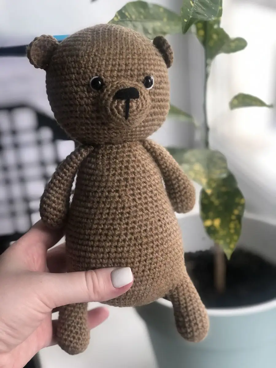 

Вязанная игрушка медведь ShemKup 22см arti0001-svech153, Белый