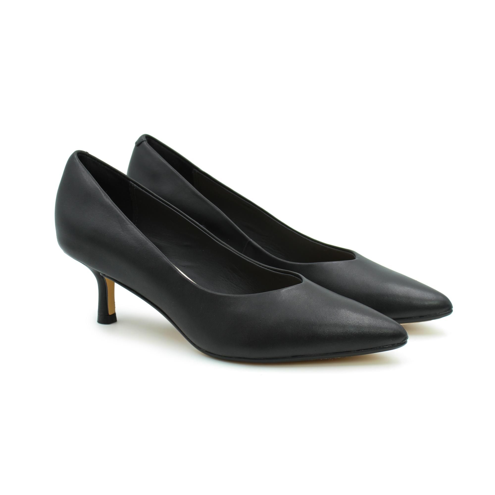 

Туфли женские Clarks Violet55 Court 26161533 черные 39.5 EU, Violet55 Court 26161533