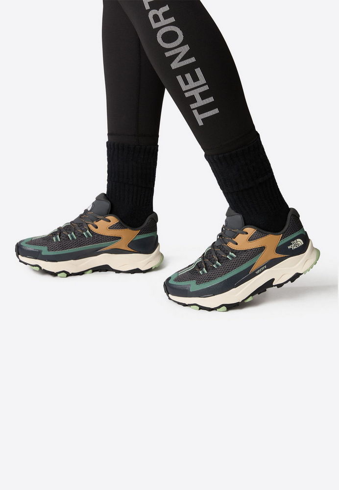 

Кроссовки женские The North Face TH341A05I серые 37 EU, Серый, TH341A05I