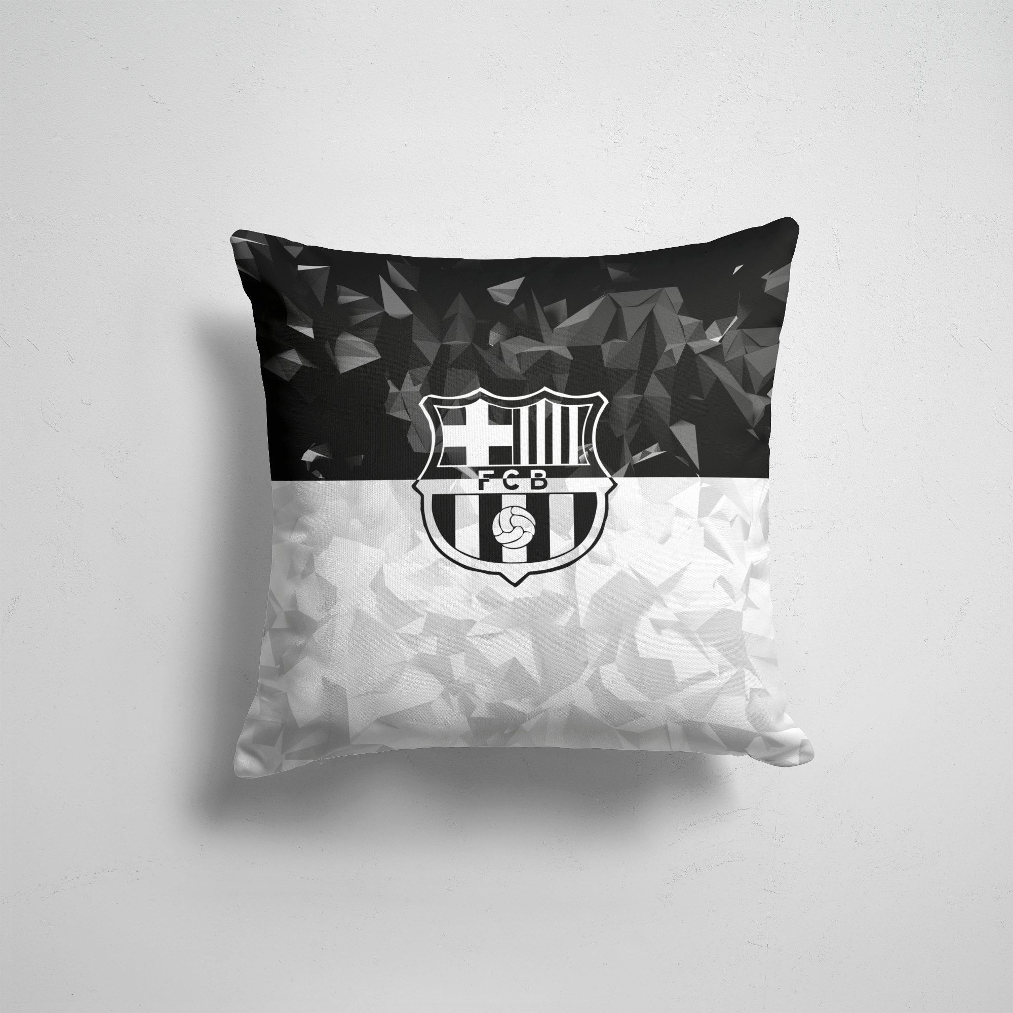 фото Подушка декоративная 45х45см футбол barcelona fc barca black collection 365home