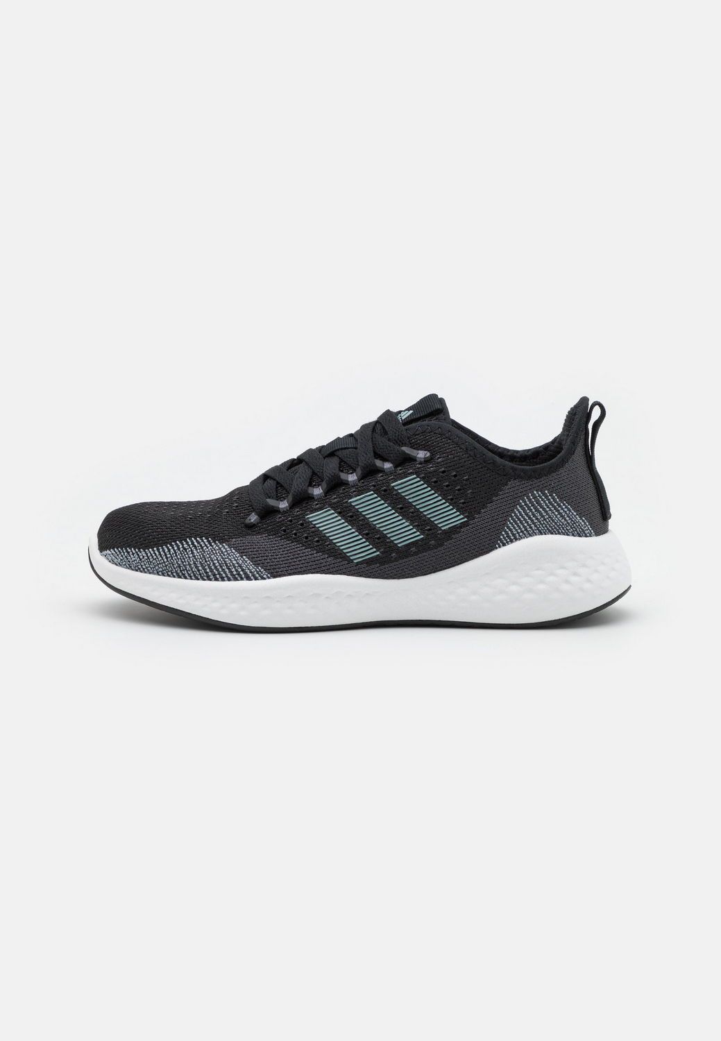 

Кроссовки женские Adidas AD541A1RO черные 36 2/3 EU, Черный, AD541A1RO