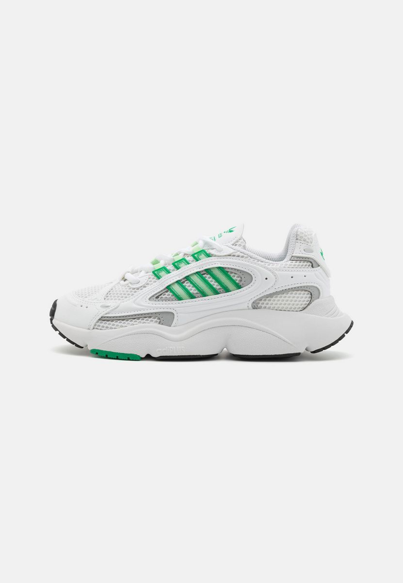 

Кроссовки женские Adidas AD111A2HJ белые 42 2/3 EU, Белый, AD111A2HJ