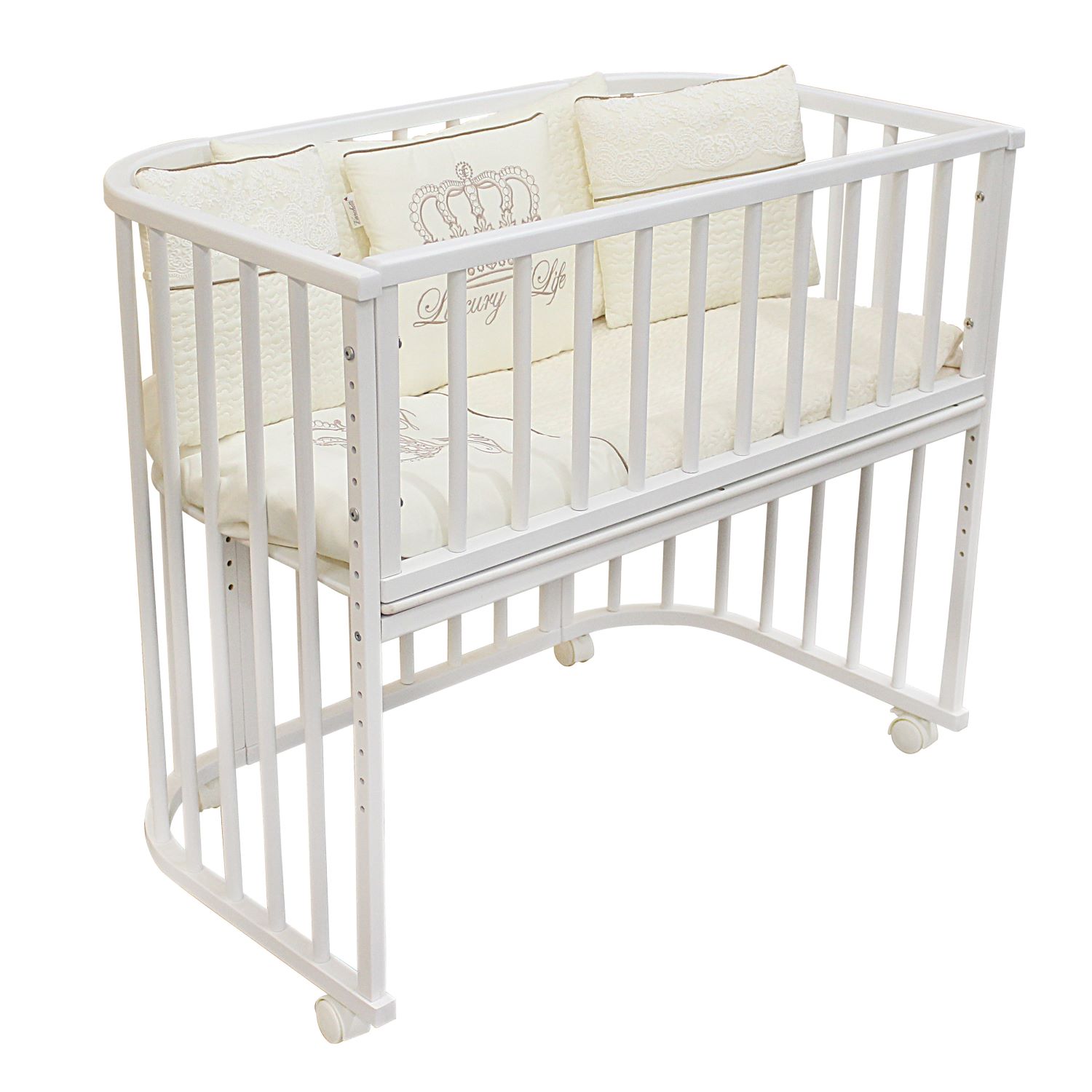 Овальная приставная детская кроватка Азбука Кроваток с матрасом на колесах Dolce, белый