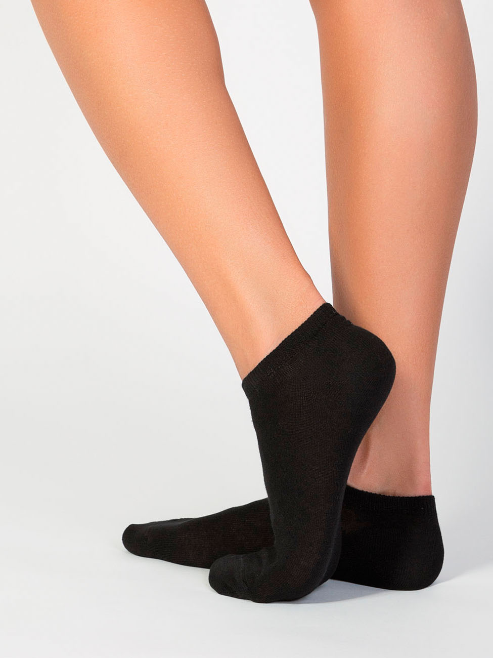 Комплект носков женских INCANTO COLLANT IBD731005 черных 36-38, 5 пар