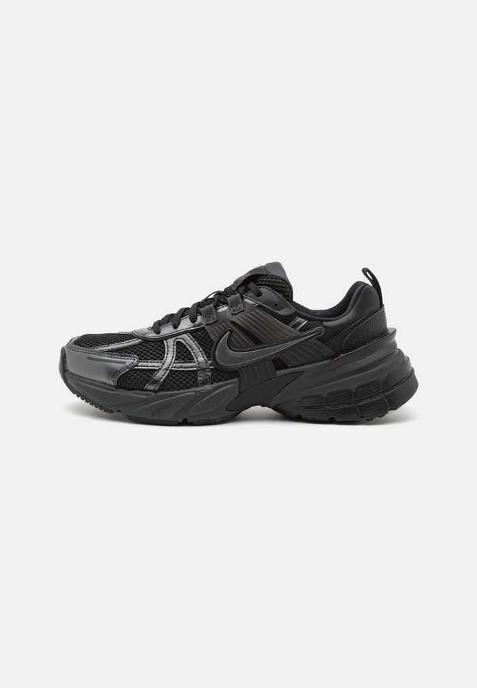 

Кроссовки унисекс Nike NI111A1C9 черные 49.5 EU, Черный, NI111A1C9