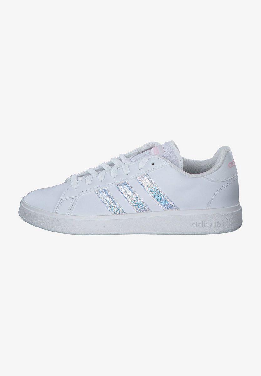 

Кроссовки женские Adidas AD111A271 белые 39 EU, Белый, AD111A271