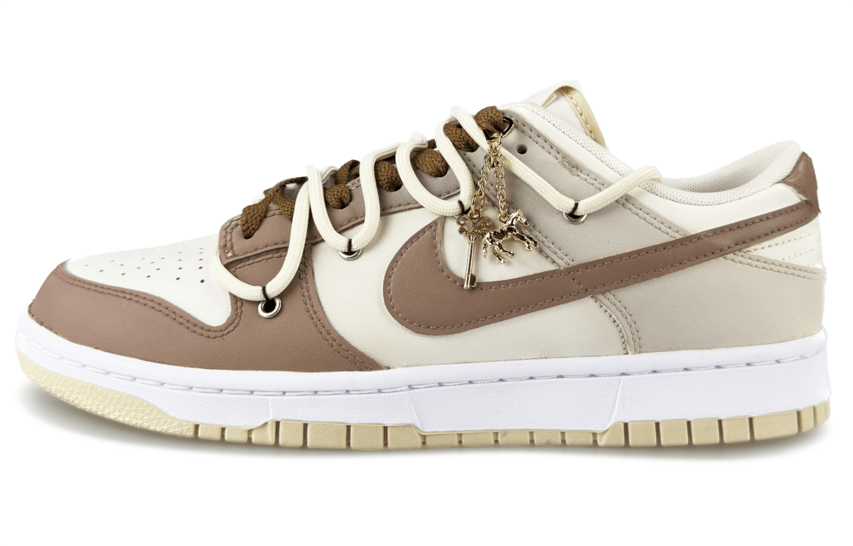 

Кеды унисекс Nike Dunk Low белые 44 EU, Белый, Dunk Low