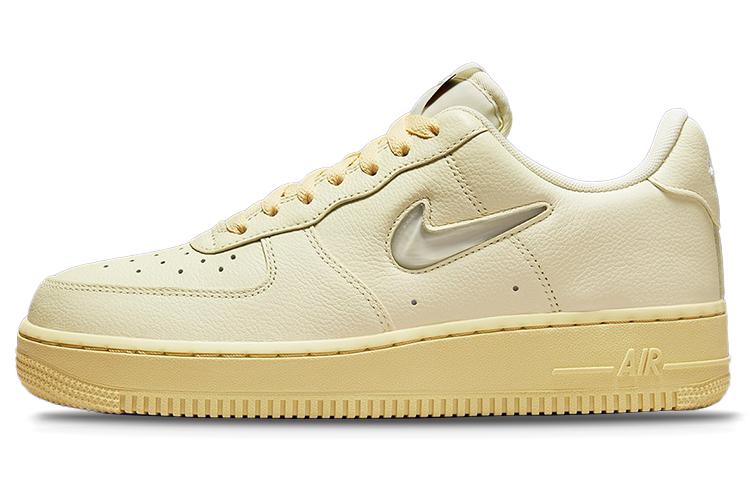 

Кеды унисекс Nike Air Force 1 Low '07 LX Certified Fresh бежевые 36.5 EU, Бежевый, Air Force 1 Low '07 LX Certified Fresh