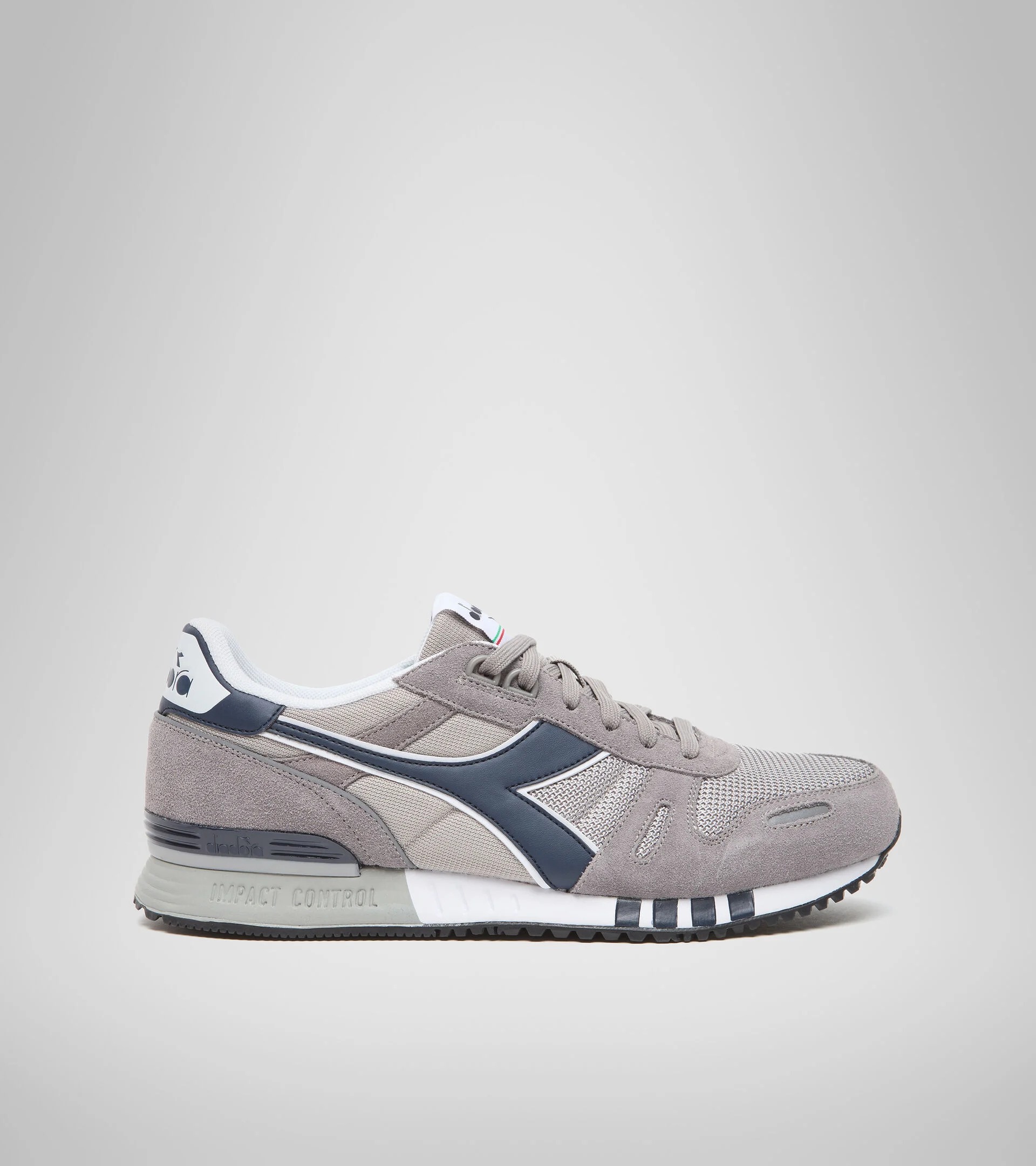 фото Кроссовки мужские diadora titan серые 11 uk