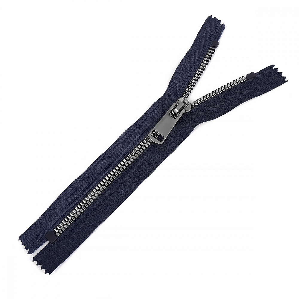 

MaxZipper Трактор, №5, 1 замок, неразъемная, 18 см, синяя, темный никель, 10 шт, Трактор, №5, 1 замок, неразъемная, 18 см, синяя, темный никель, 10 шт