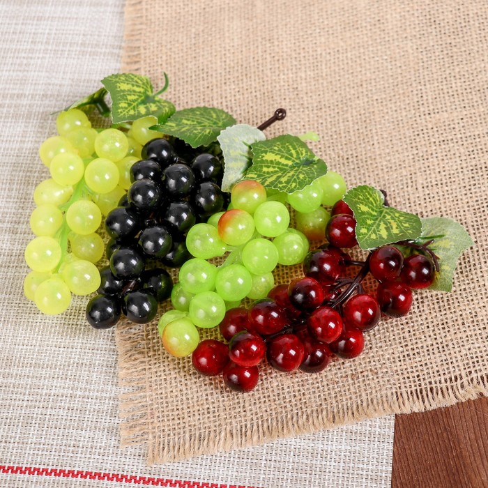 

Муляж Виноград 22 ягоды 12 см, глянец микс, Зеленый