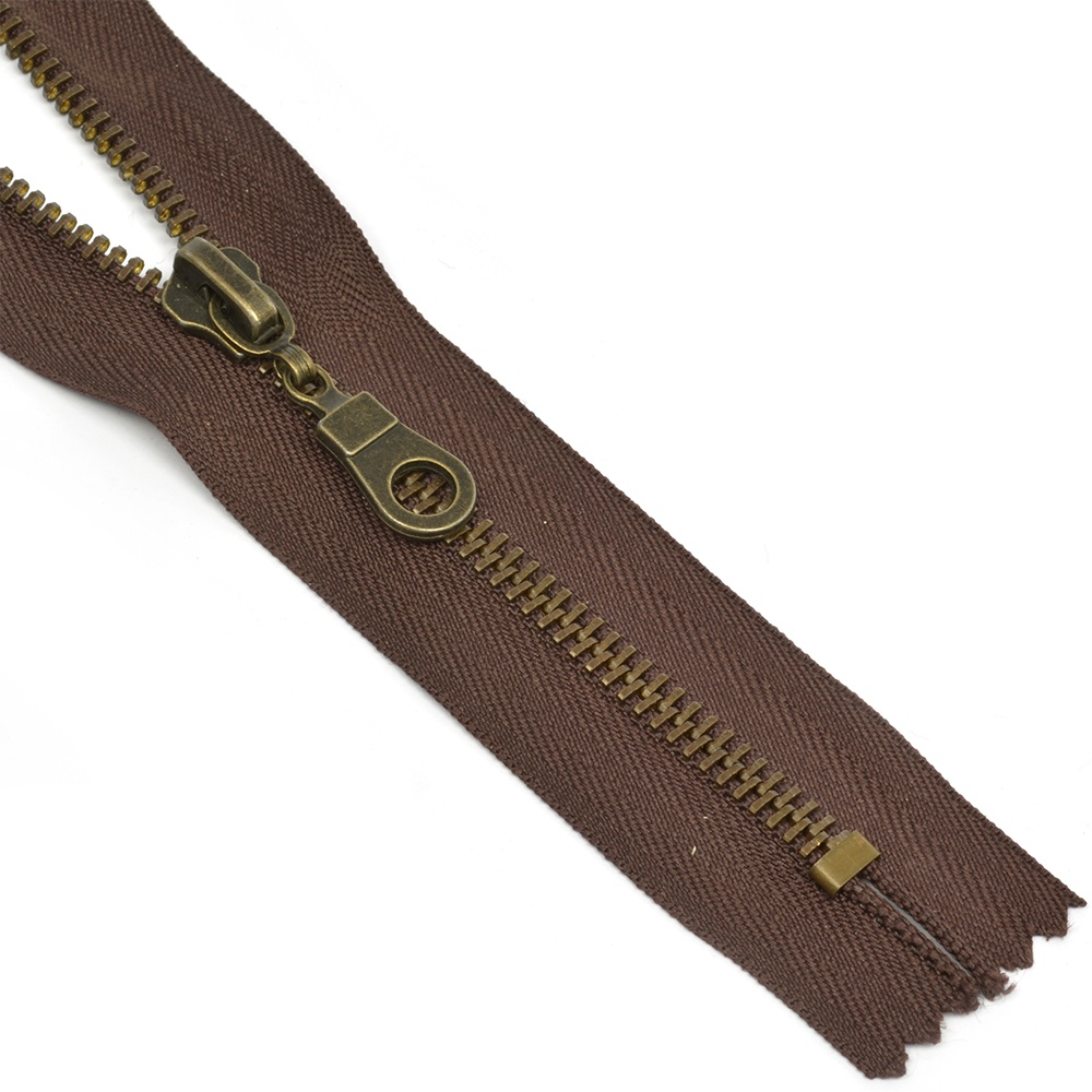 

MaxZipper металлическая, оксид, №5, 20 см, неразъемная, коричневая, светлое звено, 50 шт, Коричневый, металлическая, оксид, №5, 20 см, неразъемная, коричневая, светлое звено, 50 шт