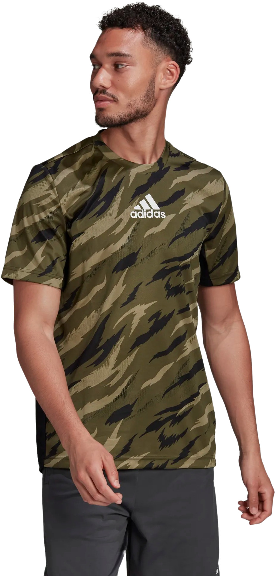 

Футболка мужская Adidas HD4318 зеленая L, HD4318