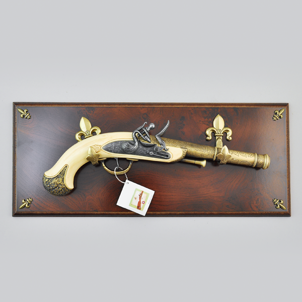

Пистоль на платформе (сувенирный) KL-1095-113L KNP-KL-1095-113L, Коричневый