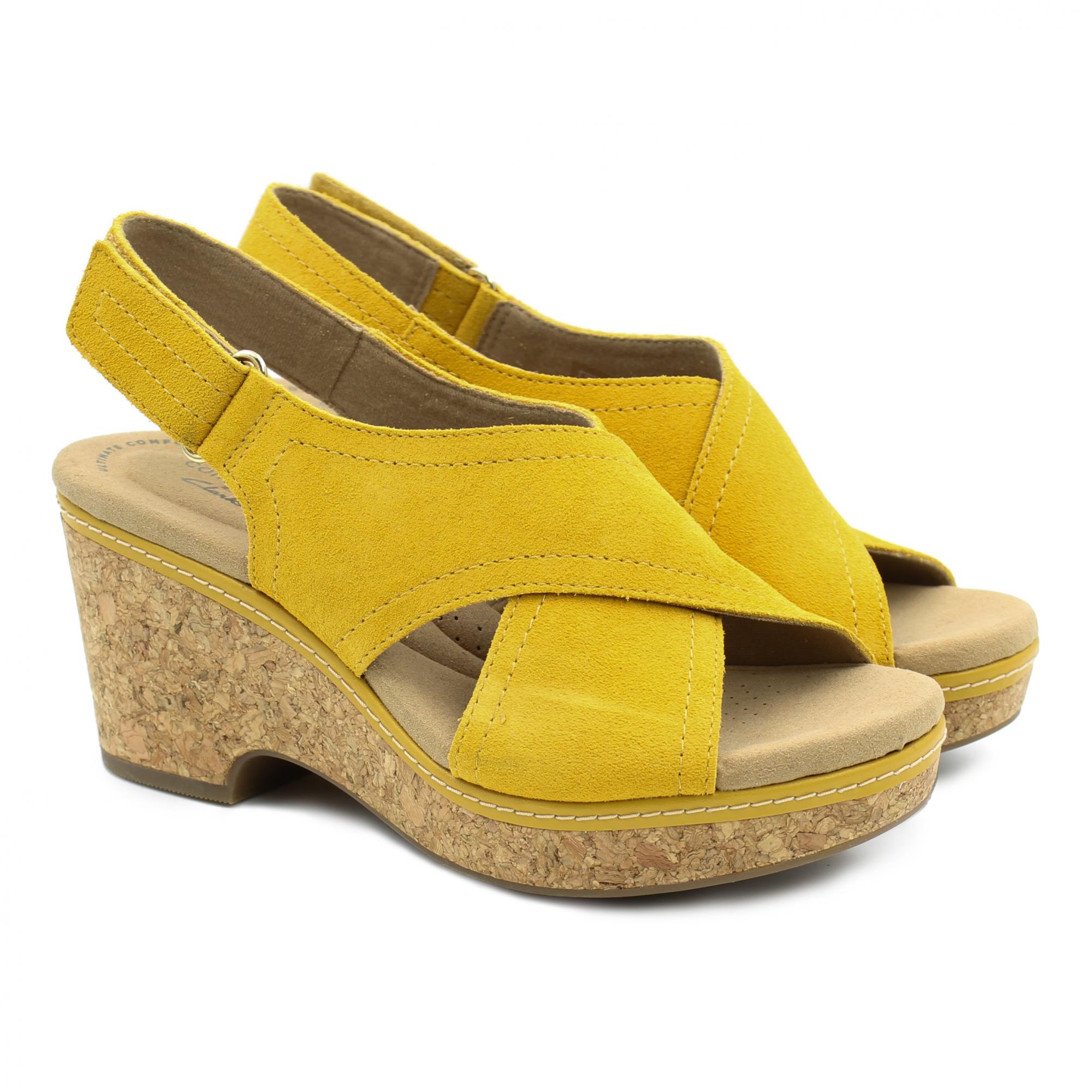 

Босоножки женские Clarks Giselle Cove 26158206 желтые 37 EU, Giselle Cove 26158206