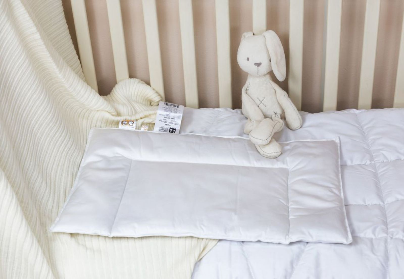 

Детская подушка PRINZ AND PRINZESSIN Baby Cotton низкая белый, 122460