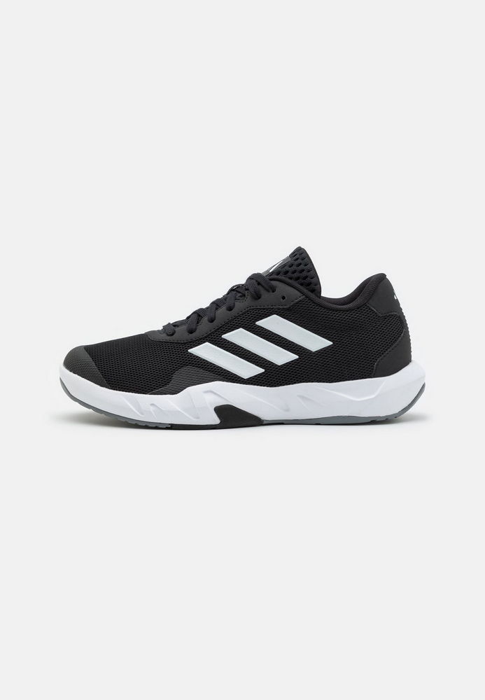 

Кроссовки женские Adidas Performance AD541A2B6 черные 39 1/3 EU, Черный, AD541A2B6