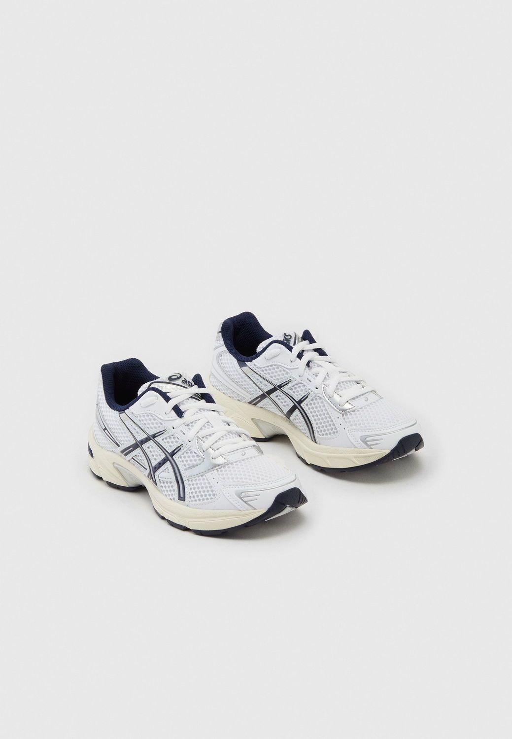 

Кроссовки женские Asics A0H11A03C белые 37.5 EU, Белый, A0H11A03C