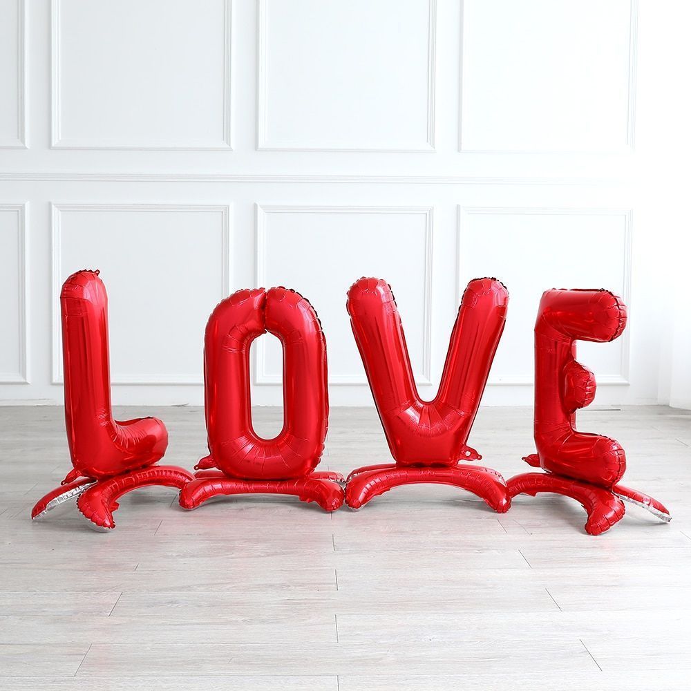 

Набор шаров-букв 81 см LOVE, на подставке, Красный, Фольга