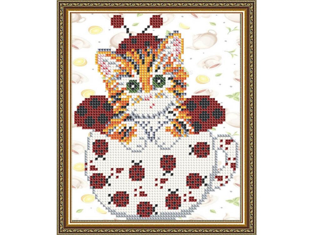 

Рисунок на ткани «Котенок в Божьих коровках»