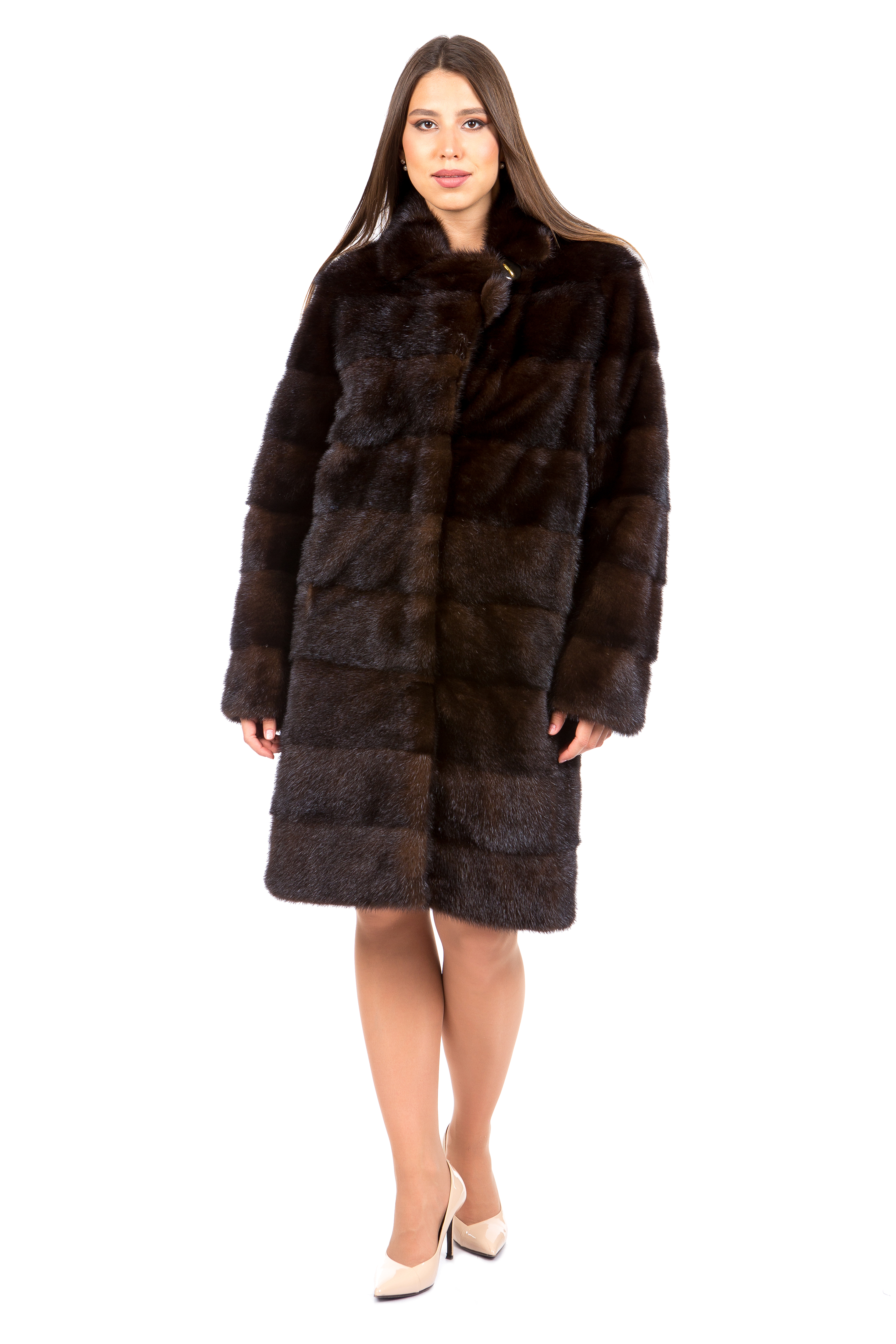 

Шуба женская МОСМЕХА 8022053 коричневая 50 RU, 8022053