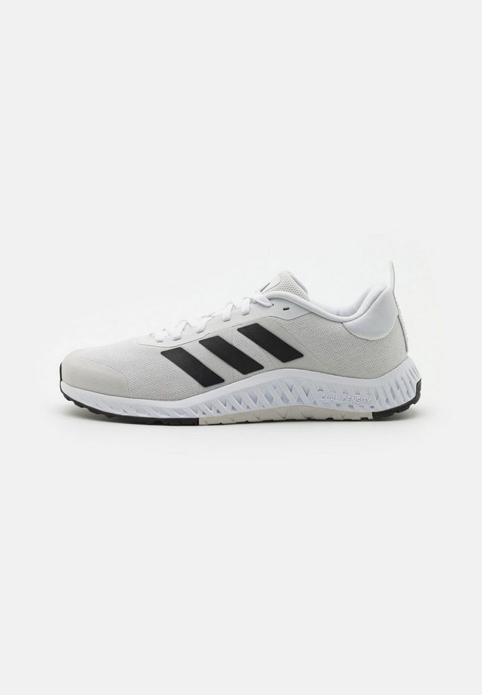 

Кроссовки женские Adidas Performance AD541A28B белые 44 2/3 EU, Белый, AD541A28B