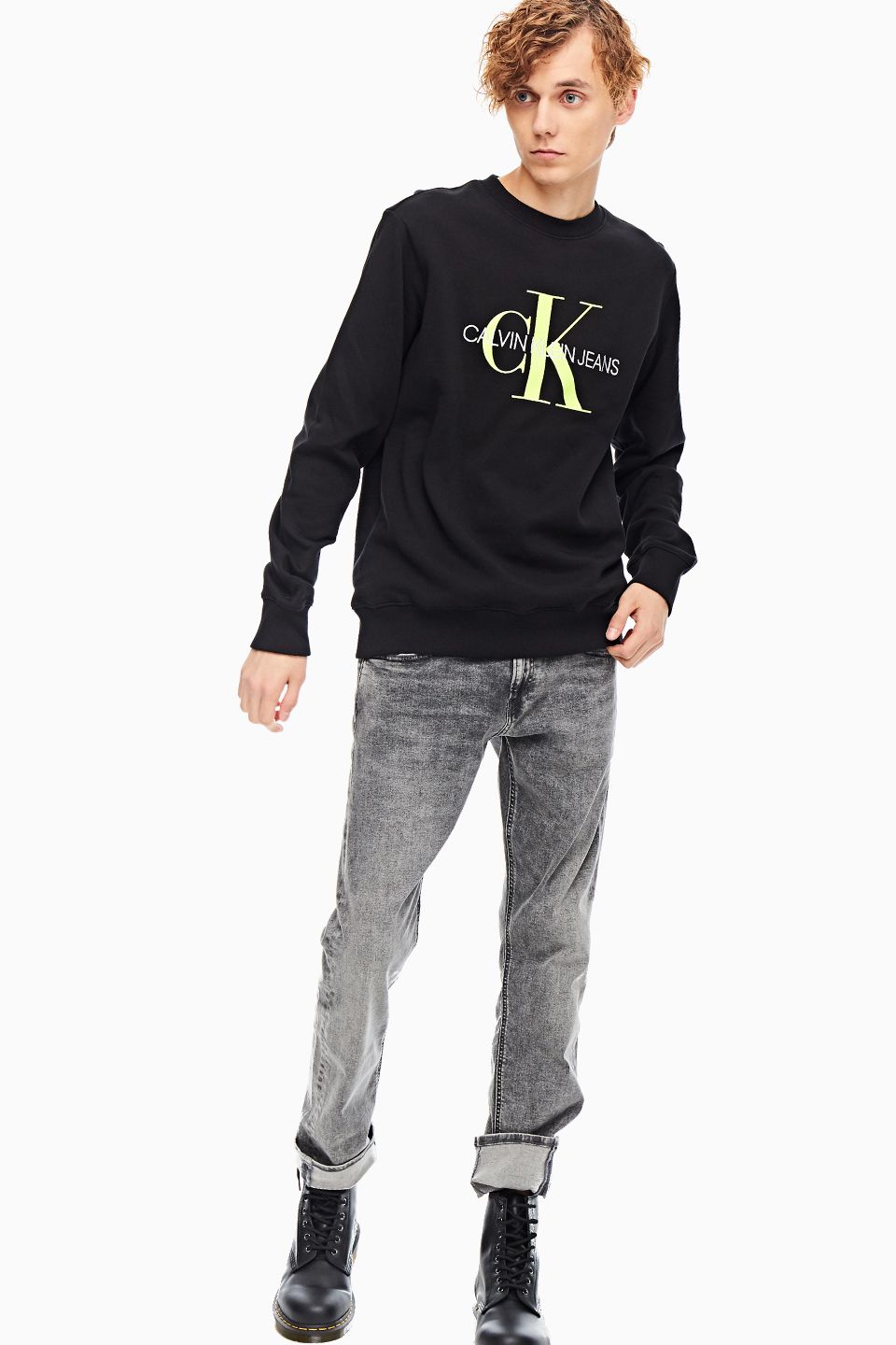 

Свитшот мужской Calvin Klein Jeans J30J315595.BAE0 черный XL, J30J315595.BAE0