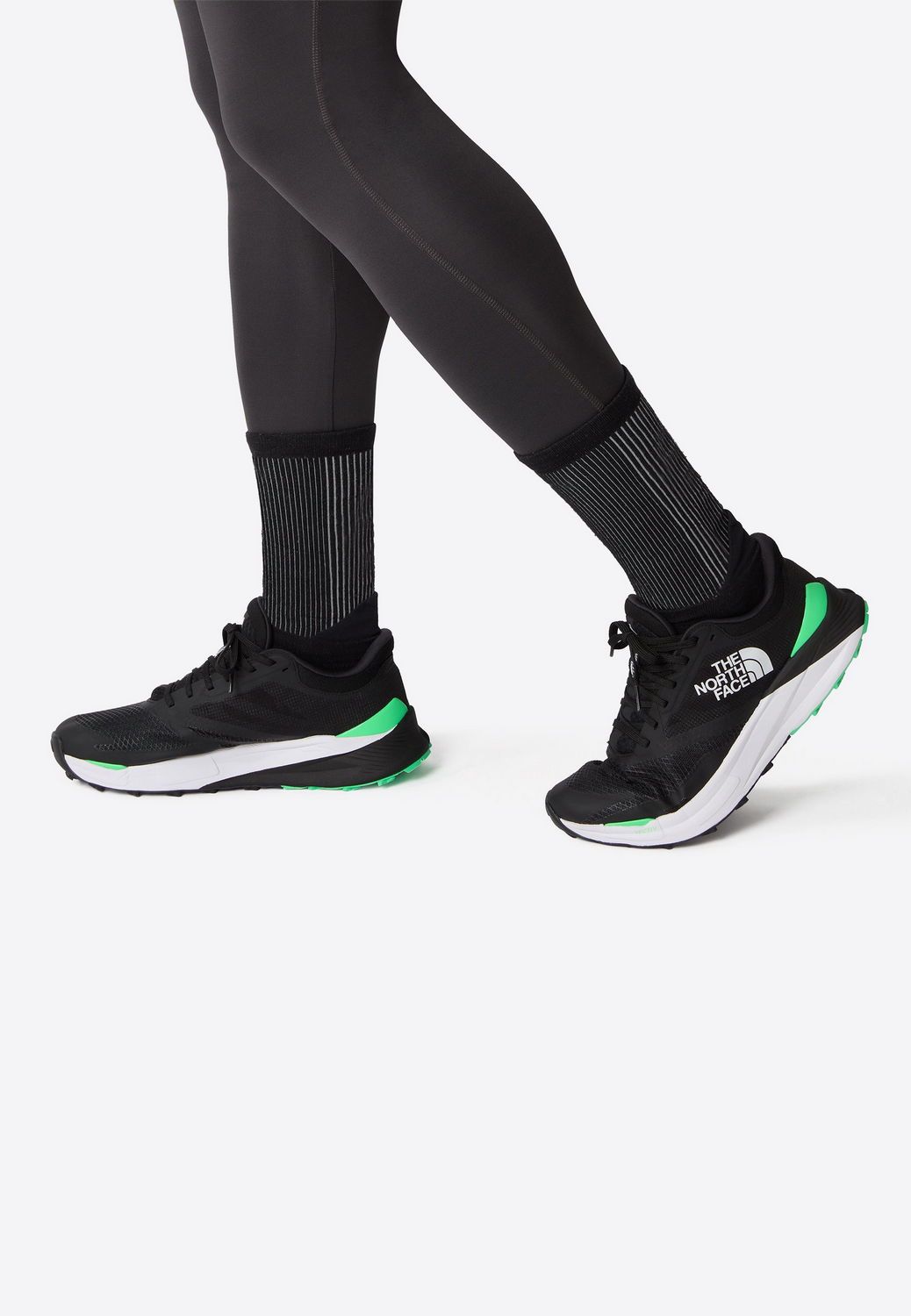 

Кроссовки мужские The North Face TH311A00T черные 44.5 EU, Черный, TH311A00T