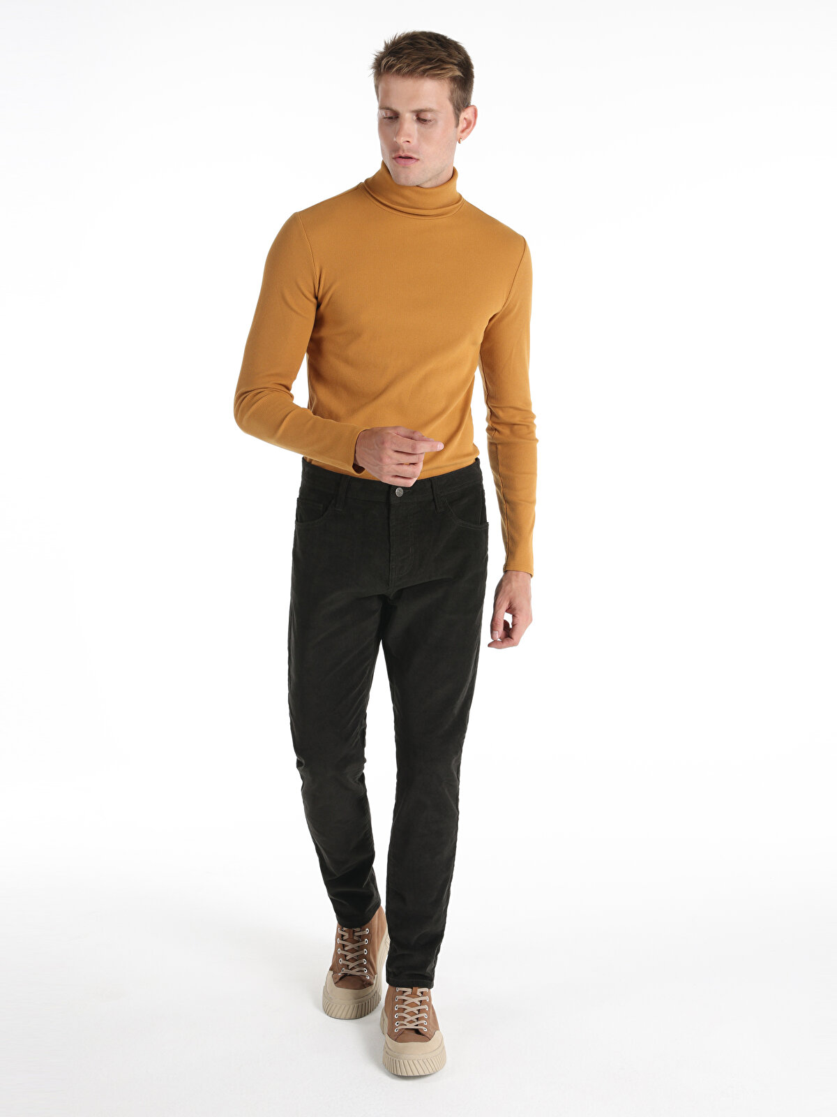 

Брюки мужские Colin's CL1066446 хаки 36/34, CL1066446