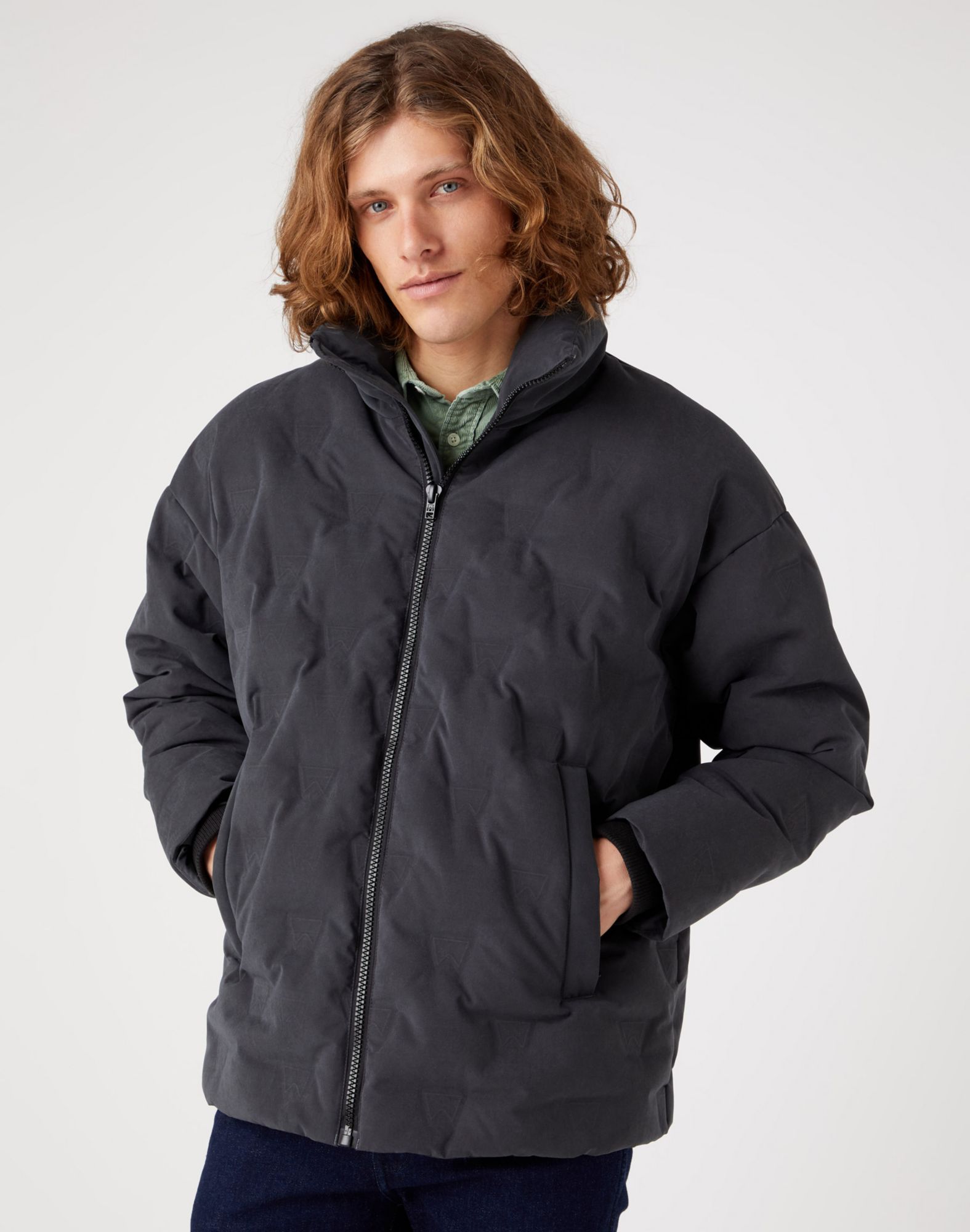 Куртка мужская Wrangler W4E8X7XV6 черная XL