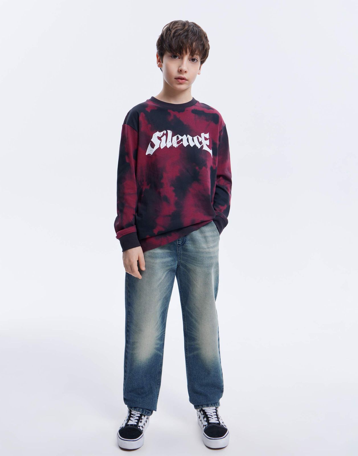 

Джинсы для мальчика Gloria Jeans BJN016866 синий /медиум айс/ 8-10л/140, BJN016866