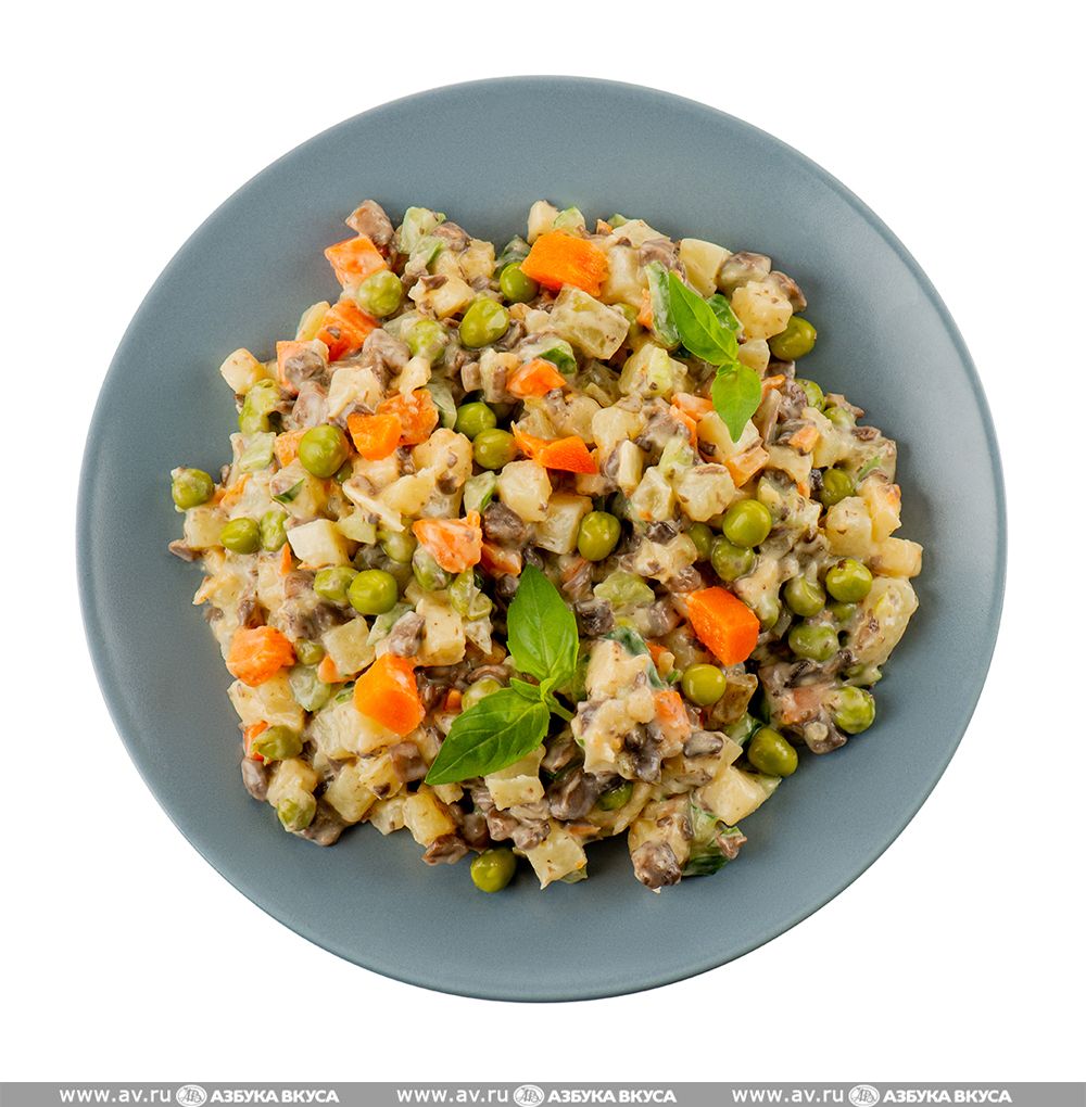 Салат от бренд-шефа АВ Оливье с жареными грибами