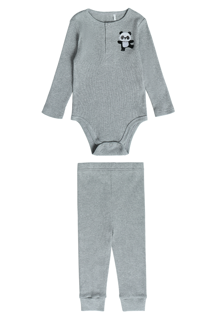 Комплект для мальчика: боди, брюки SS23B07700708 Kari baby 205585 цв.серый р.12-18m