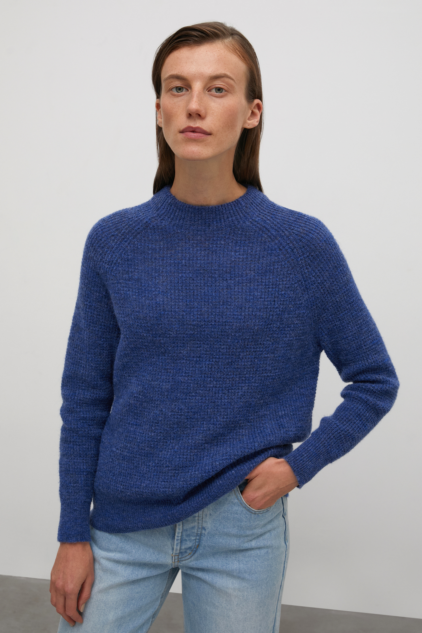 

Джемпер женский Finn Flare FWC11180 синий 2XL, FWC11180