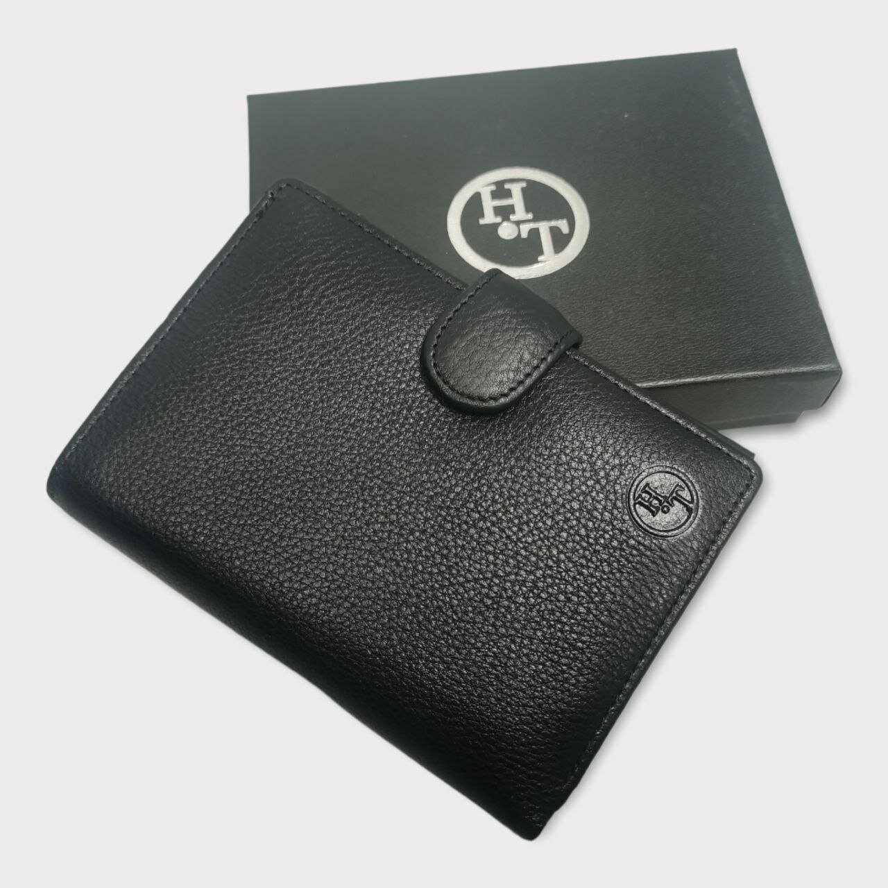 

Портмоне мужское PouchMan 208-3104-5 черное, Черный, 208-3104-5