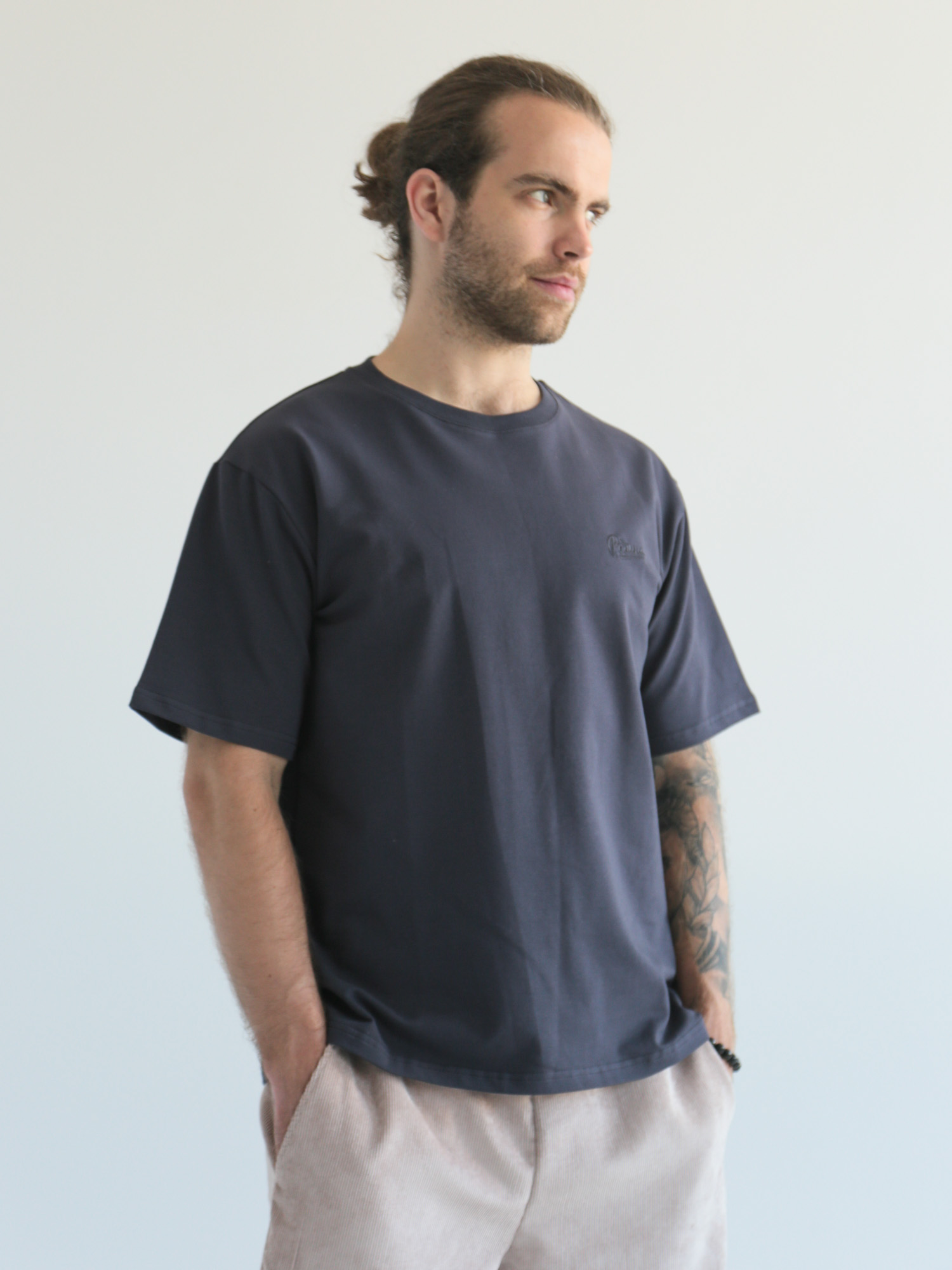 

Футболка мужская Родина TEE_M-OVRSIZED-008 темно-серая XL, TEE_M-OVRSIZED-008