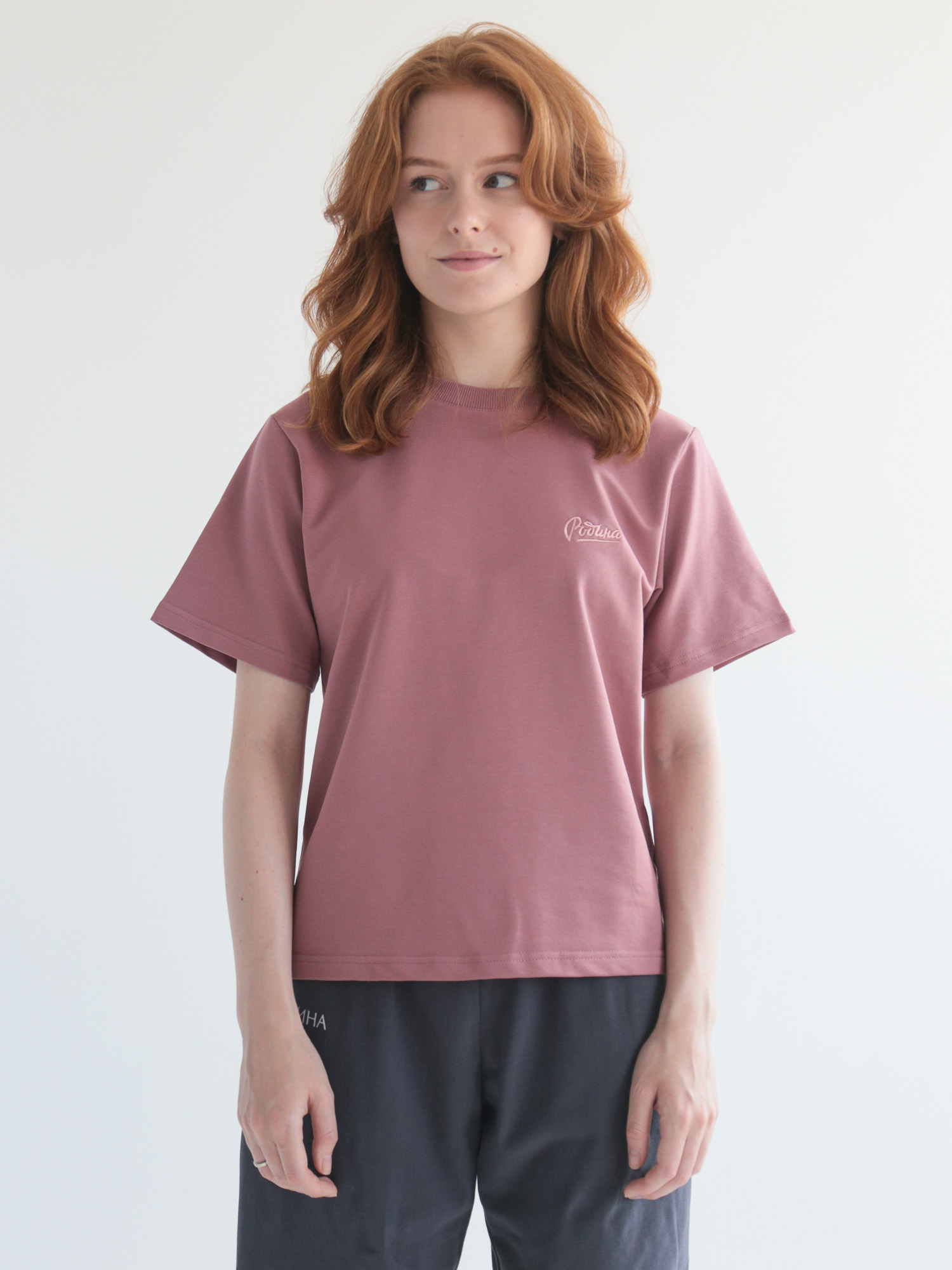 

Футболка женская Родина TEE_W-OVRSIZED-024 фиолетовая M, TEE_W-OVRSIZED-024