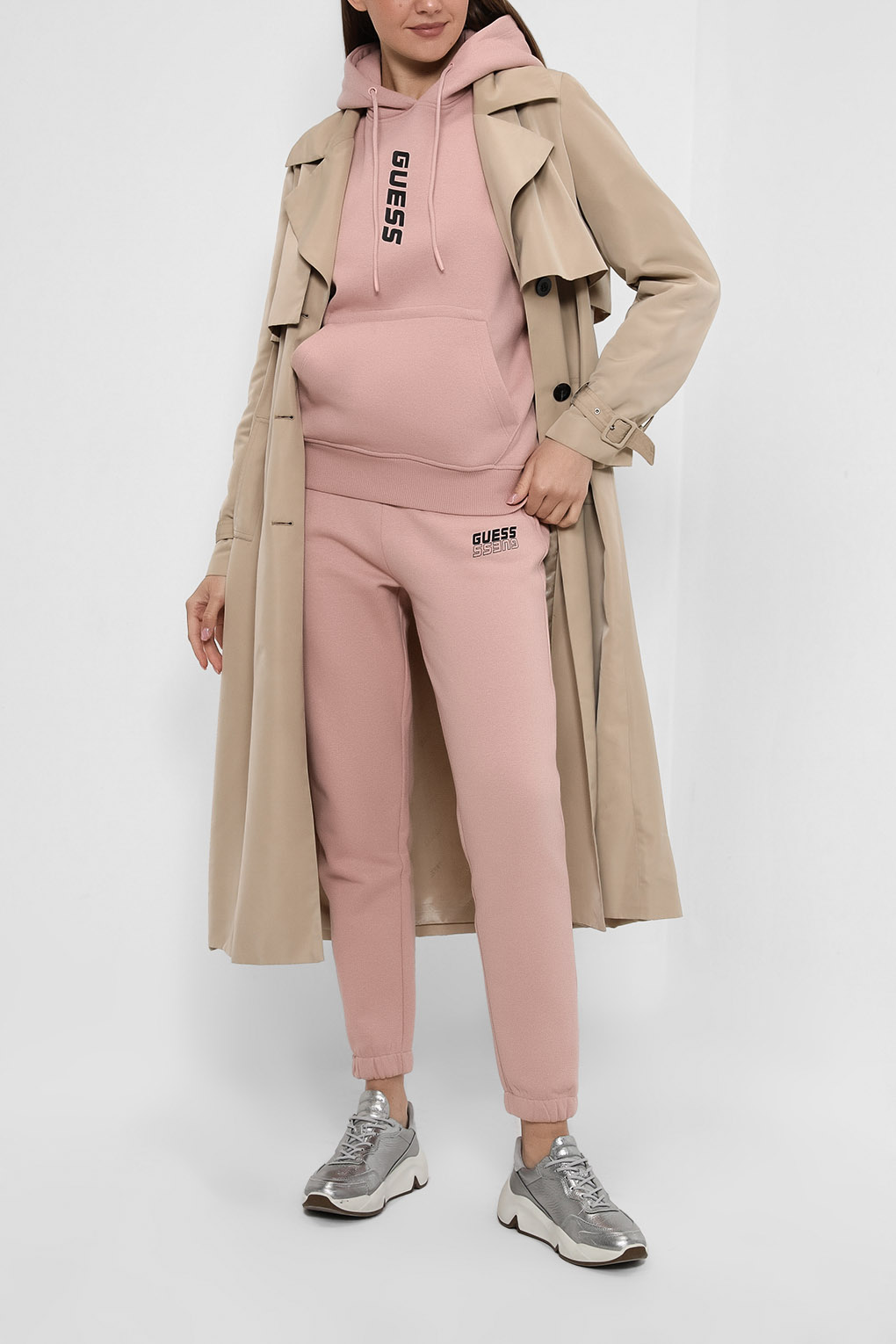 

Спортивные брюки женские Guess V2BB18 K9V34 розовые S, V2BB18 K9V34
