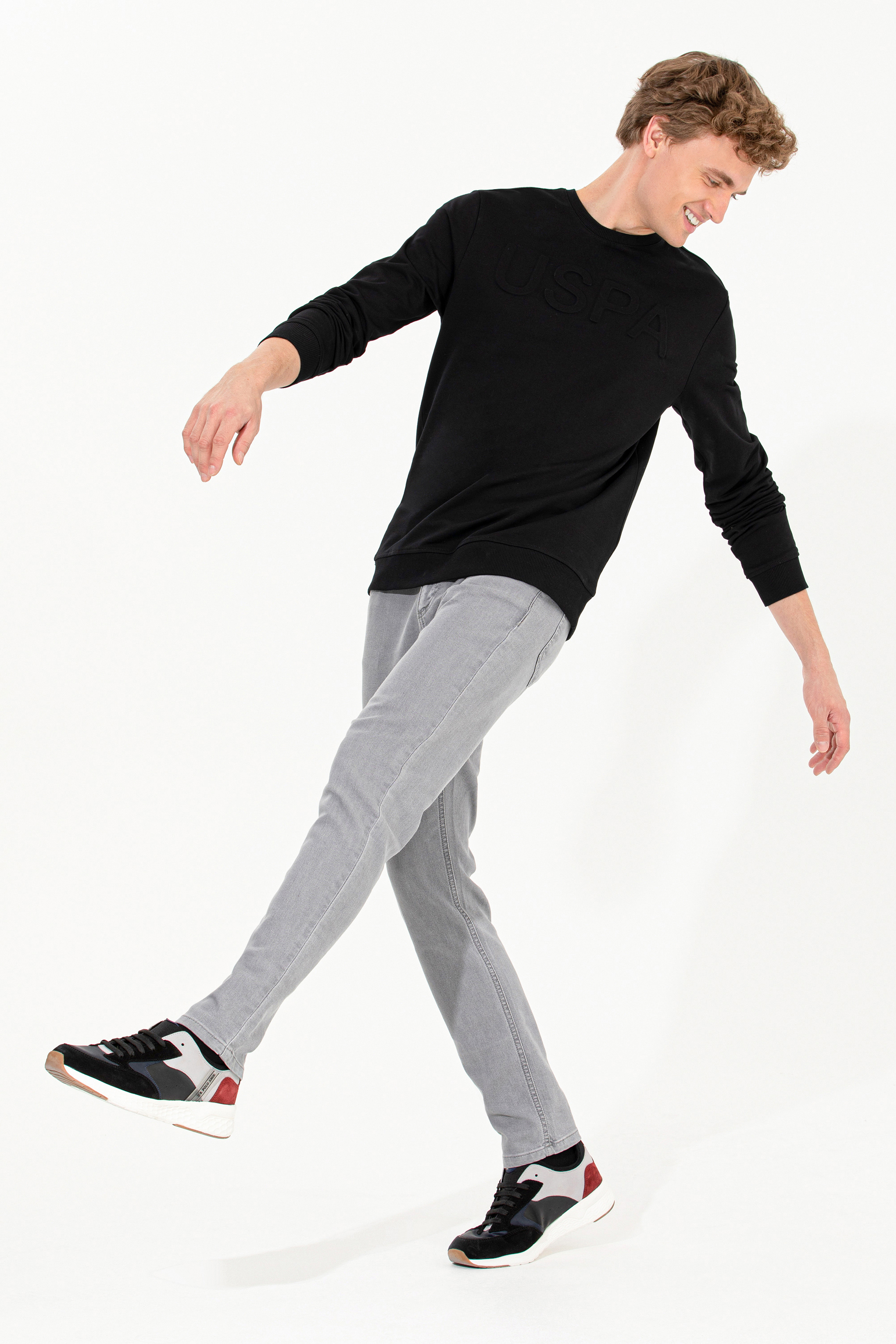 

Свитшот мужской U.S. POLO Assn. G081SZ0820JELLYSK022 черный S, G081SZ0820JELLYSK022