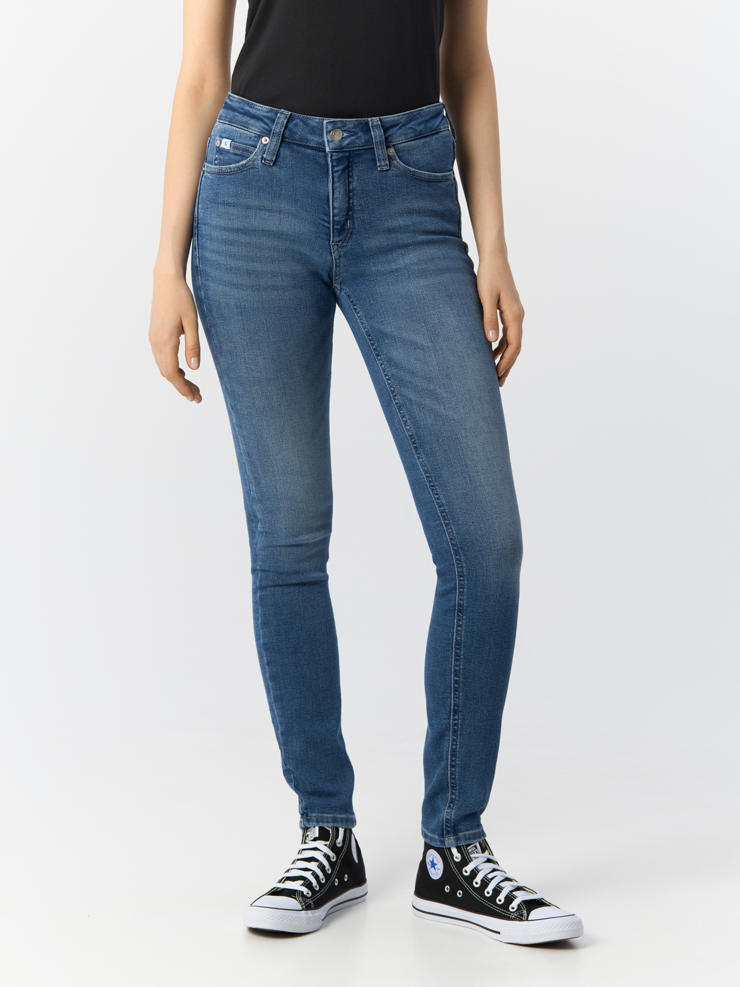 Джинсы Calvin Klein Jeans для женщин, синий-1A4, размер 30/32, J20J222447