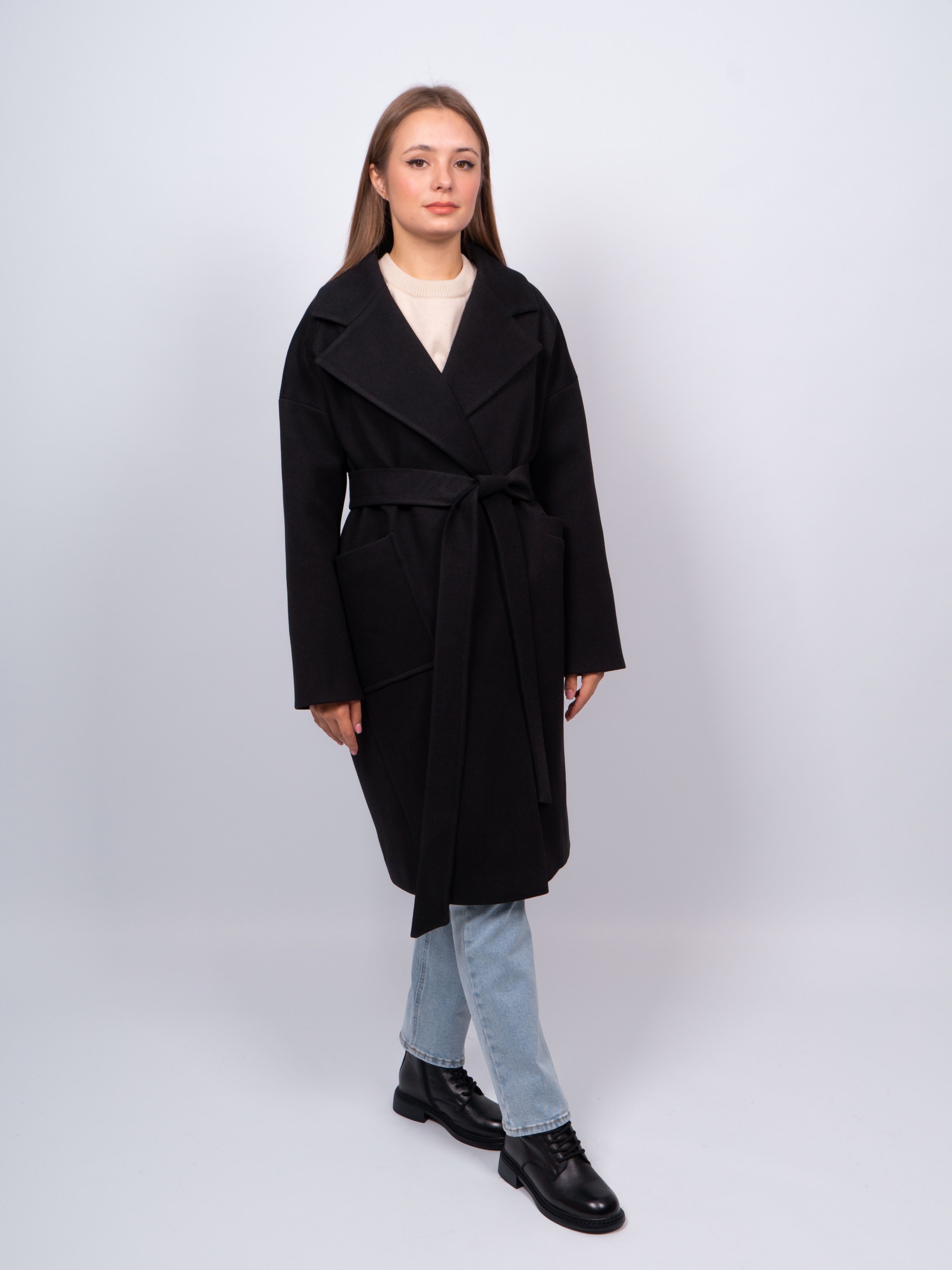 Пальто женское 365 clothes KR-291-Рубчик черное 48 RU