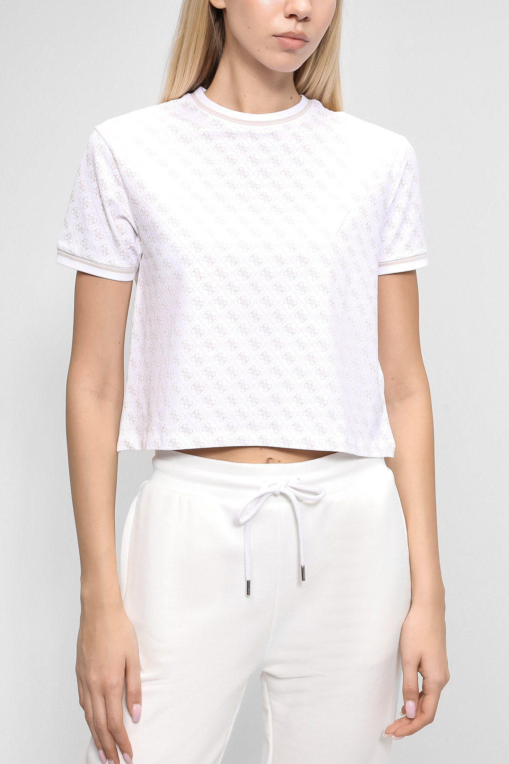 

Футболка женская Guess V2BI11 J1314 белая L, V2BI11 J1314